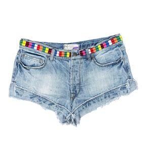 Free People Piper Crop Denim Shorts Size 27 Rainbow Belt Distressed Raw Hem